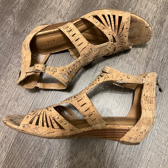 New Directions Ippsy Cork Sandals - Picture 1 of 7